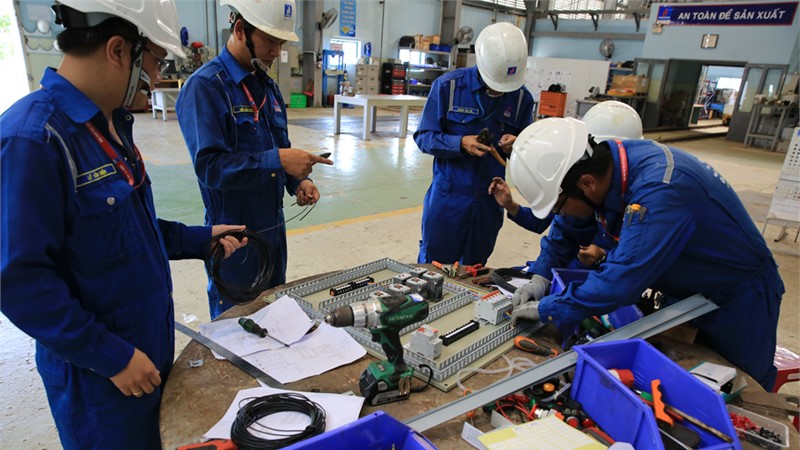 Những sáng kiến tiết kiệm điện trị giá hàng tỷ đồng tại NMLD Dung Quất