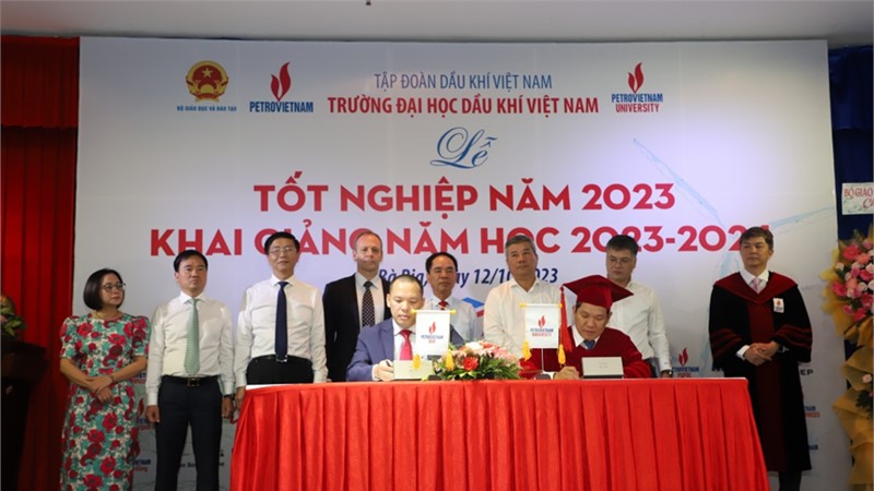 BSR ký kết thỏa thuận tác với Trường Đại học Dầu khí Việt Nam