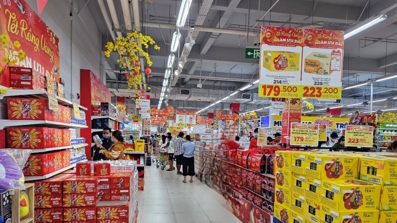 Thị trường ngày Mùng 2 Tết: Nhiều siêu thị mở cửa trở lại