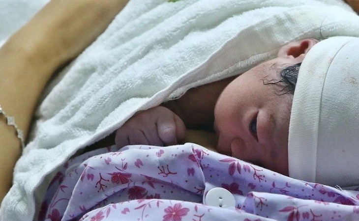 Những “em bé rồng” chào đời vào thời khắc giao thừa năm Giáp Thìn