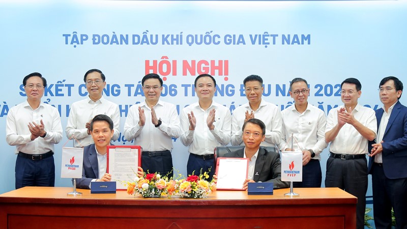 PV GAS và PVEP ký kết Bản ghi nhớ về thỏa thuận cung cấp và tiêu thụ khí mỏ Kỳ Lân, Lô 103&107