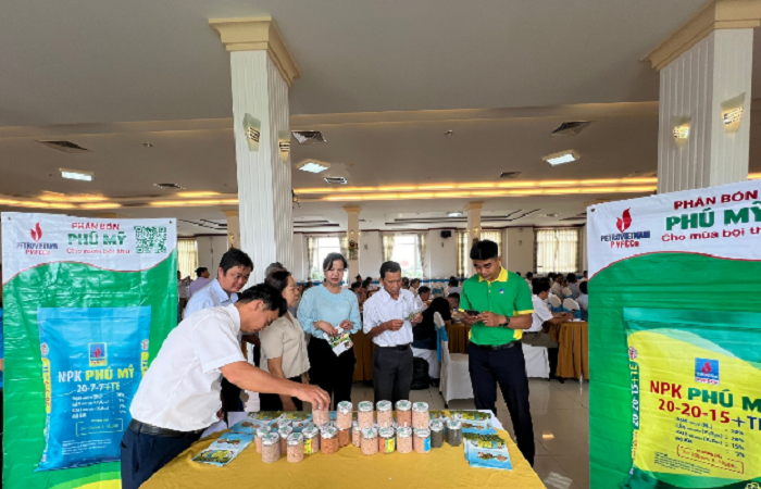 PVFCCo-PSW tham gia tài trợ Diễn đàn Ứng dụng Khoa học kỹ thuật và chuyển đổi số trong hợp tác xã tại Trà Vinh.