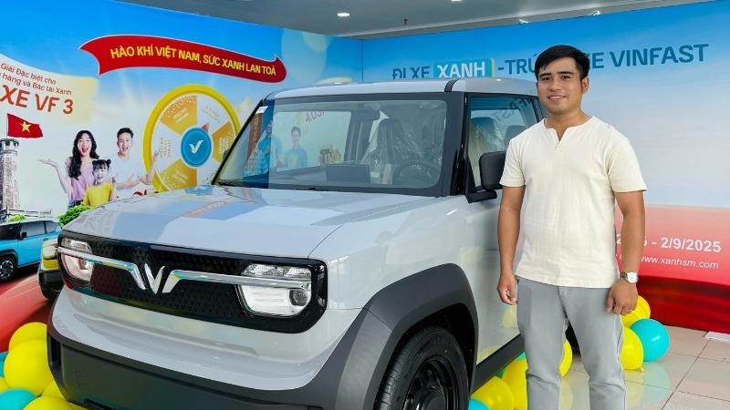 Đi Xanh SM, trúng VinFast VF 3: Những câu chuyện bây giờ mới kể từ những vị khách hàng may mắn