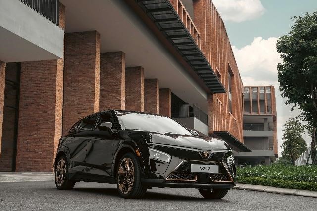 Mua VF 7, chủ xe tiết kiệm cả trăm triệu đồng so với xe xăng cùng phân khúc