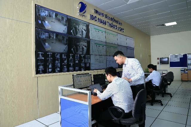 Máy chủ đặt tại văn phòng- Giải pháp tiết kiệm hay cạm bẫy vận hành?