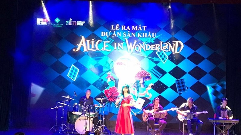 Nhà hát kịch Việt Nam tuyển diễn viên cho dự án nhạc kịch Alice in Wonderland