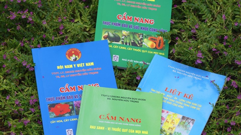 Bộ sách về rau, củ, quả và thực phẩm bảo vệ con người được xác lập kỷ lục 