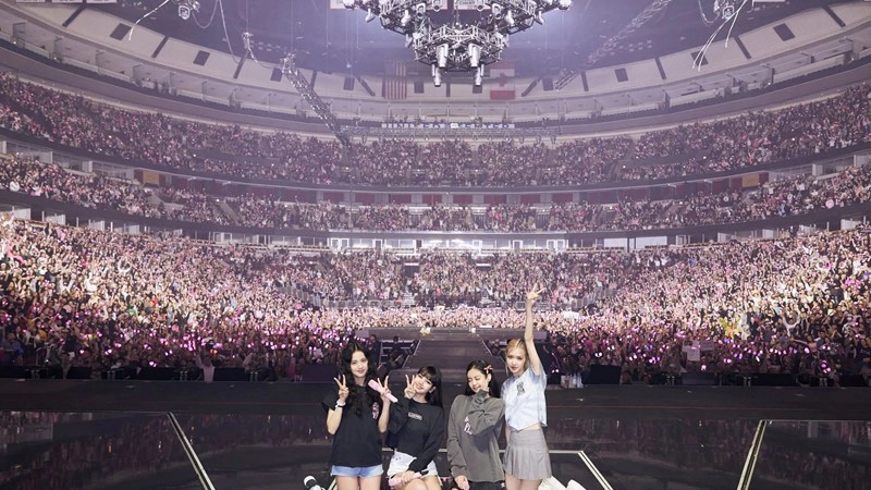 Việt Nam đang trở thành điểm đến yêu thích của các ngôi sao quốc tế