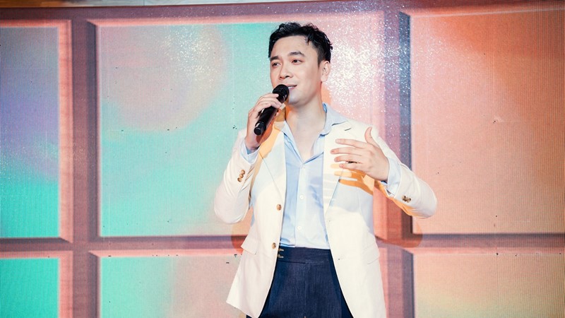 Một khung trời âm nhạc Đỗ Bảo rất khác qua giọng hát Lê Việt Anh 