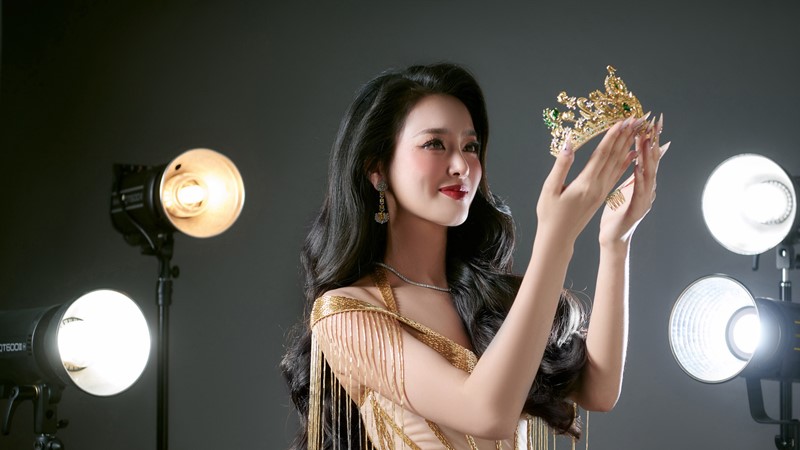 Á hậu Bùi Khánh Linh khát vọng mang đến giá trị cho cộng đồng