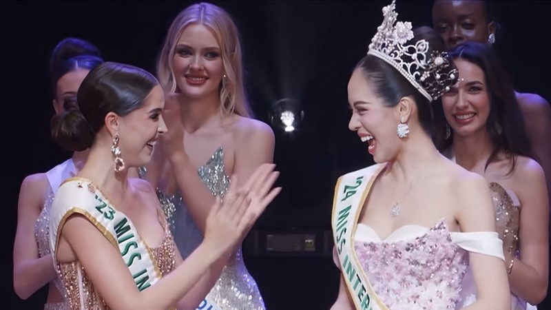 Hoa hậu Thanh Thuỷ đăng quang Miss International - Hoa hậu Quốc tế 2024