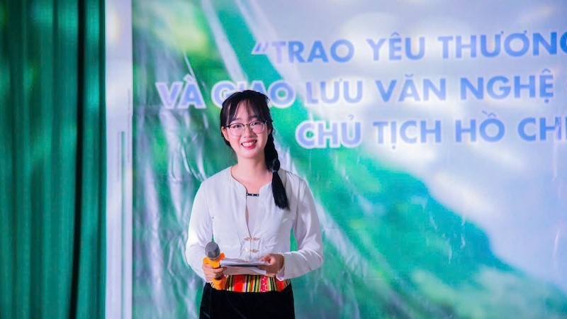 Nữ sinh dân tộc đầu tiên ở Nậm Giang 2 vào giảng đường đại học