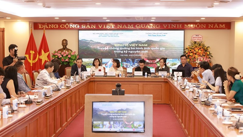 Góp sức cho chiến lược quảng bá hình ảnh quốc gia trong kỷ nguyên mới 