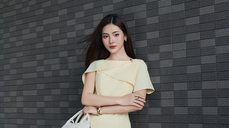 Những chiếc váy “hai tiêu chuẩn”: Nền nã ban ngày, quyến rũ đêm xuống 