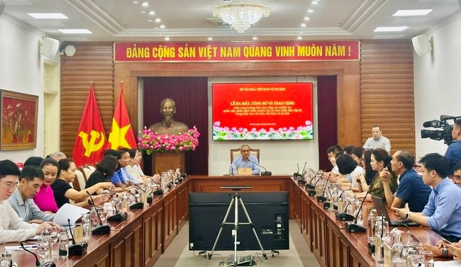 Cẩm nang thực hiện các nhiệm vụ phân cấp, phân định thẩm quyền cho UBND cấp xã trong lĩnh vực văn hóa, thể thao, du lịch