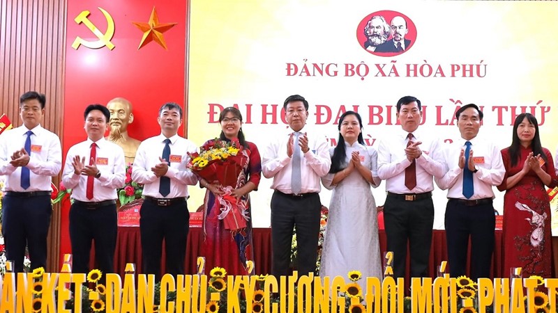 Xã Hòa Phú phấn đấu duy trì tăng trưởng kinh tế ở mức cao, trở thành đô thị hiện đại