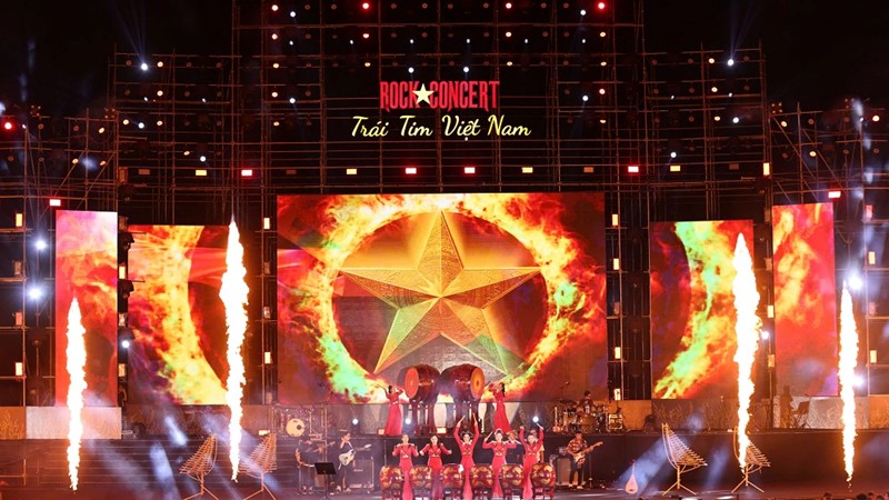 “Rock Concert - Trái tim Việt Nam”- bỏng cháy ngọn lửa yêu nước trong hơi thở rock  
