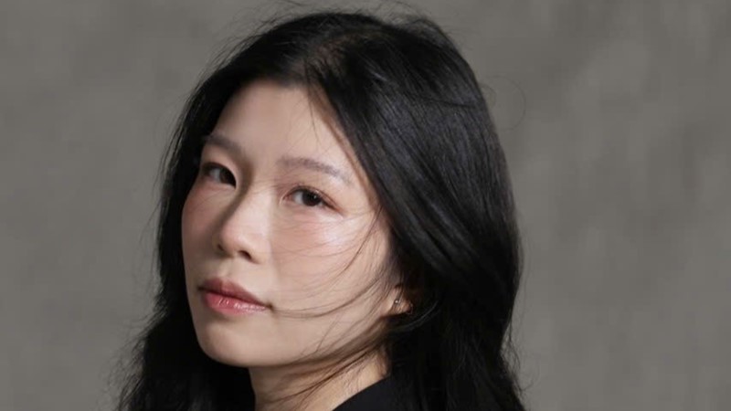 Chân dung NTK Gen Z Việt làm bùng nổ sàn diễn New York Fashion Week 