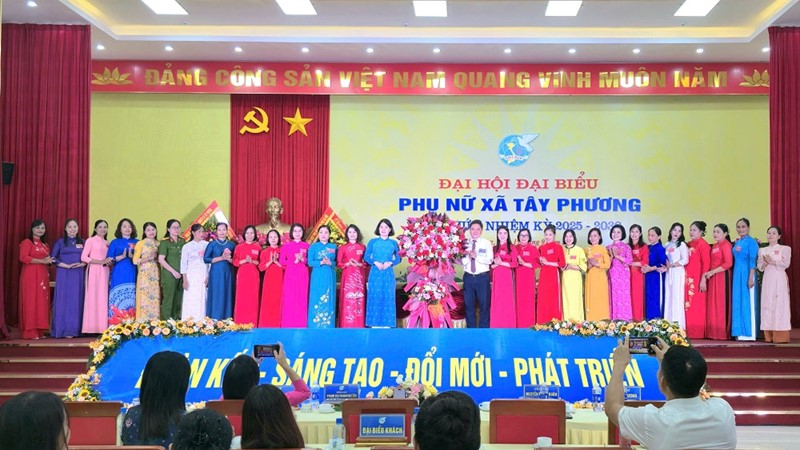 Hội LHPN xã Tây Phương hướng đến chuyển đổi số toàn diện trong tổ chức Hội 