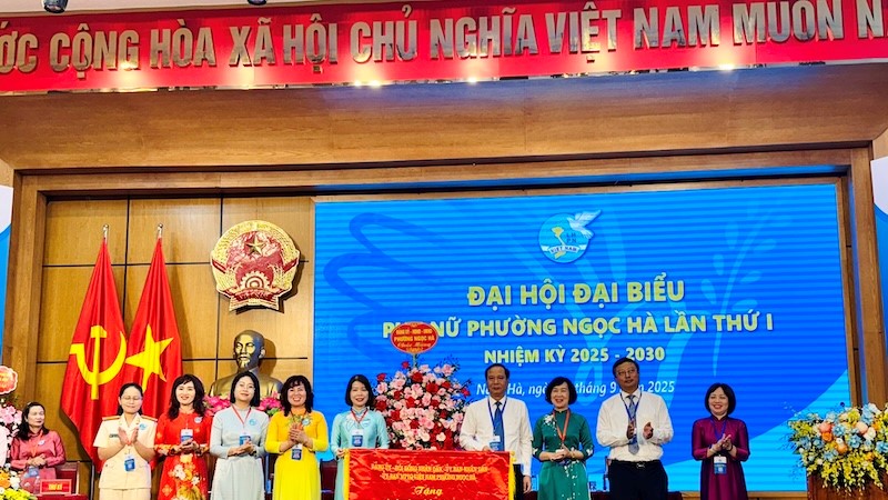 Hội LHPN phường Ngọc Hà phấn đấu có nhiều hơn nữa gương phụ nữ là người tốt, việc tốt điển hình cấp thành phố