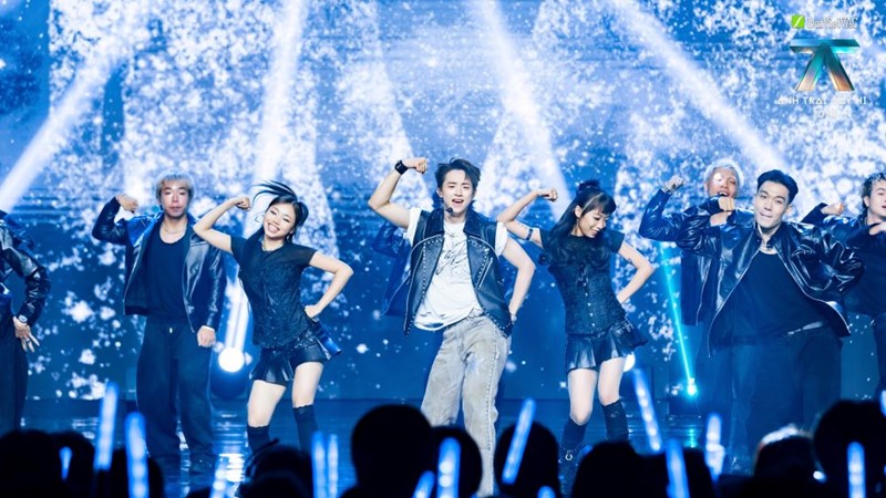 Những bản hit triệu view nào sẽ đổ bộ concert Anh Trai Say Hi 2025?