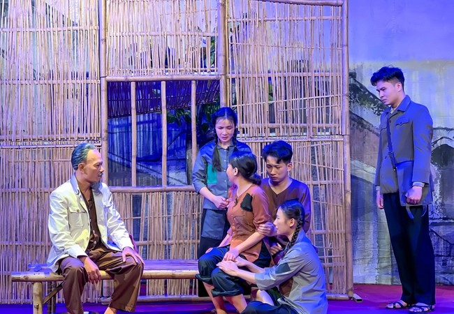 Phát huy giá trị tư tưởng Hồ Chí Minh qua chương trình nghệ thuật "Bác Hồ - một tình yêu bao la"