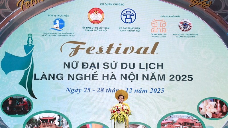 Festival Nữ Đại sứ du lịch làng nghề Hà Nội góp phần tôn vinh, gìn giữ, phát huy văn hoá truyền thống