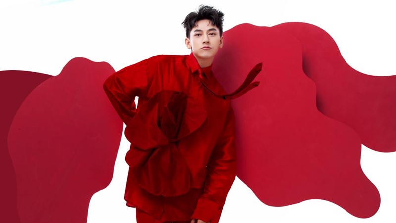 ISAAC ra mắt nhạc Tết: “Có ba có mẹ là hơn ngàn mùa xuân”