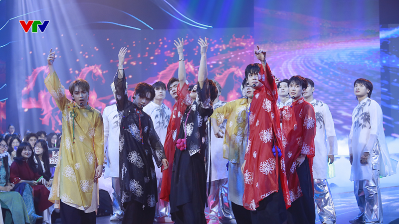 “Gió và tình yêu thổi trên đất nước tôi”- hành trình của niềm tin và sức mạnh Việt Nam 