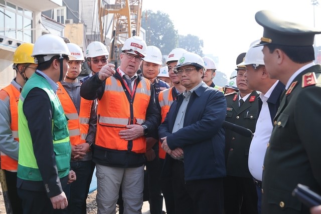 Thủ tướng kiểm tra hiện trường, thúc đẩy tiến độ dự án đường sắt Nhổn - ga Hà Nội