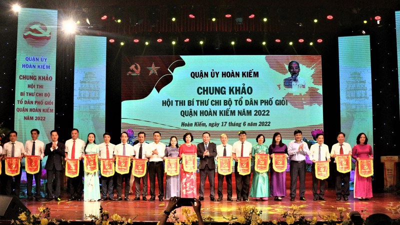 Hội thi “Bí thư chi bộ tổ dân phố giỏi quận Hoàn Kiếm năm 2022”  ​