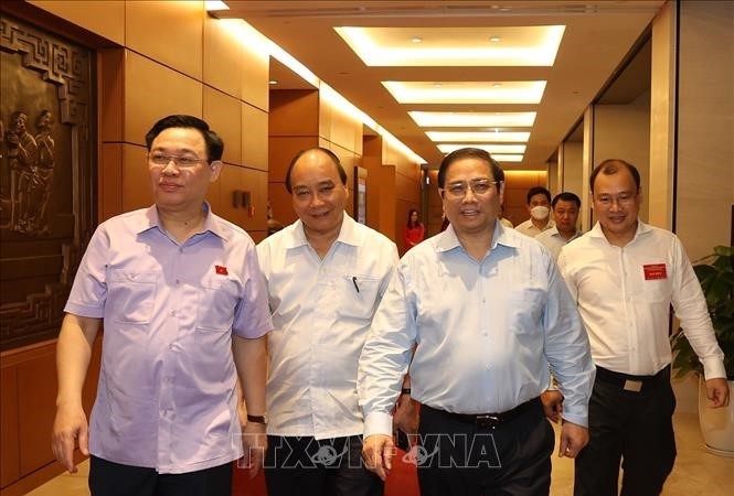 Hội nghị toàn quốc nghiên cứu, học tập, quán triệt Nghị quyết Hội nghị Trung ương 5, khóa XIII 