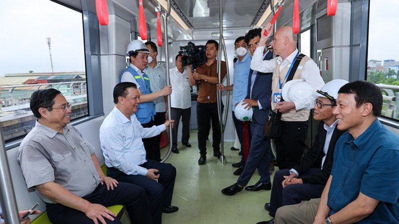 Thủ tướng Phạm Minh Chính yêu cầu đẩy nhanh  tiến độ xây dựng tuyến đường sắt đoạn Nhổn - ga Hà Nội