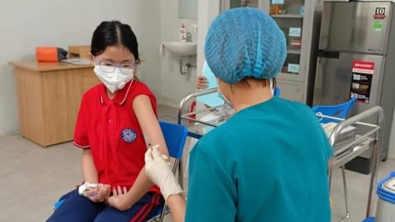 Hà Nội: Phát động chiến dịch tiêm chủng vắc- xin phòng Covid-19