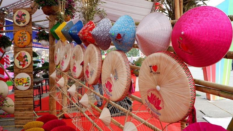  Festival tôn vinh các sản phẩm nông nghiệp, sản phẩm làng nghề của Hà Nội và các tỉnh, thành phố             