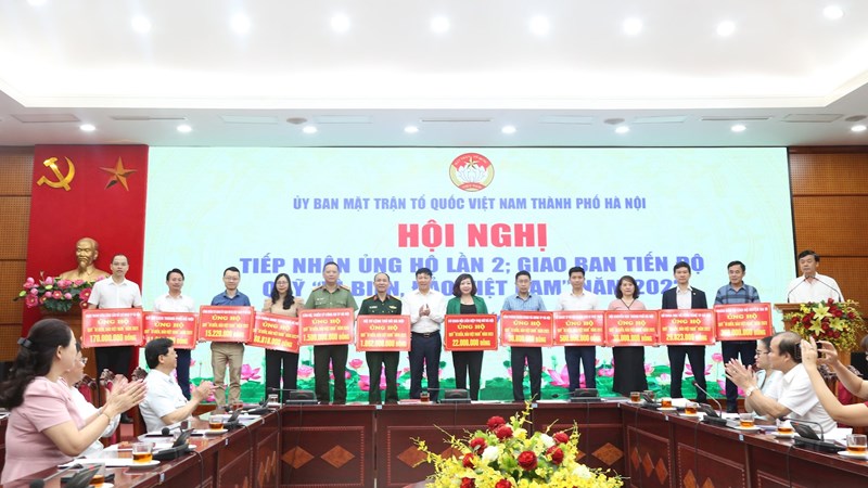 Hà Nội tích cực vận động ủng hộ Quỹ ‘Vì biển, đảo Việt Nam’