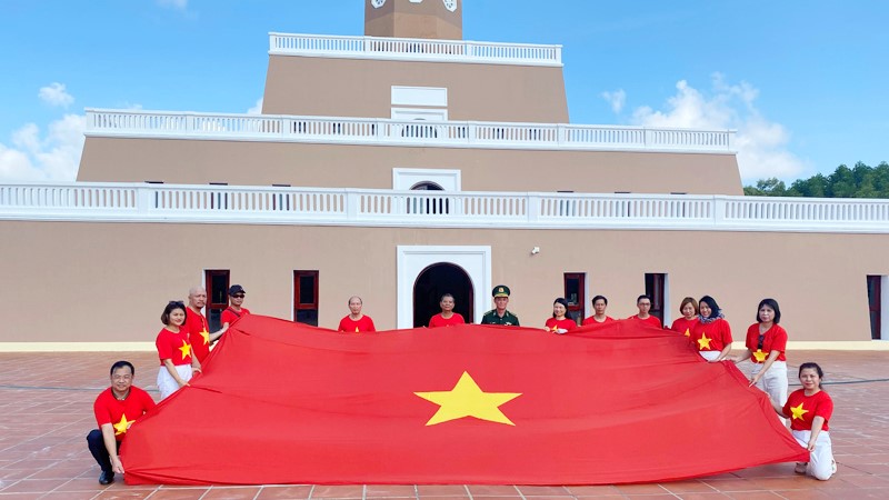 Hội Nhà báo TP Hà Nội gửi lời cảm ơn tới bộ đội Biên Phòng tỉnh Cà Mau và Kiên Giang