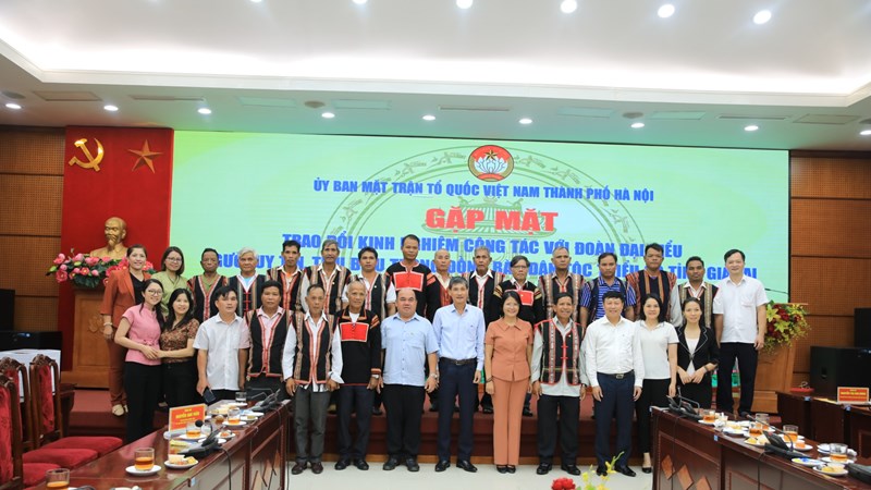 Ủy ban Mặt trận tổ quốc Việt Nam TP Hà Nội gặp mặt đồng bào dân tộc thiểu số tỉnh Gia Lai