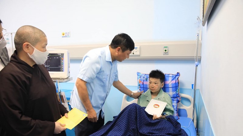 Ủy ban MTTQ Việt Nam Thành phố là nơi tiếp nhận ủng hộ tới các nạn nhân vụ cháy chung cư mini ở Thanh Xuân