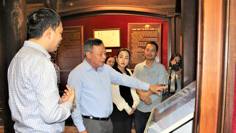 Lãnh đạo Thành phố tham quan, động viên các đơn vị tham dự Tuần lễ thiết kế Việt Nam - VietNam Design Week 2023 lần thứ 4