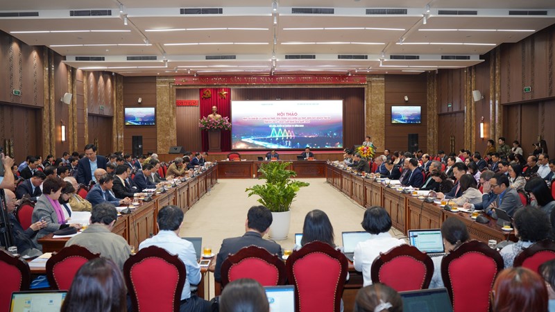 ​ Gợi mở, đề xuất ý tưởng trong xây dựng và thực hiện Quy hoạch Thủ đô