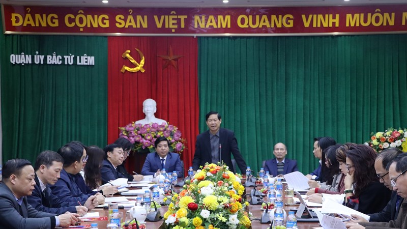 Tăng cường tuyên truyền giải báo chí xây dựng Đảng và hệ thống chính trị TP Hà Nội gắn với Ngày thành lập Đảng bộ 