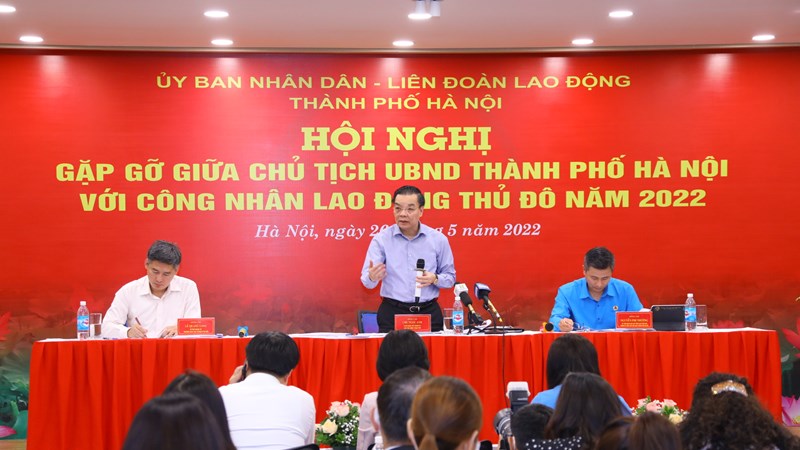 Chủ tịch UBND TP Hà Nội đối thoại, tháo gỡ khó khăn vướng mắc cho doanh nghiệp và người lao động 