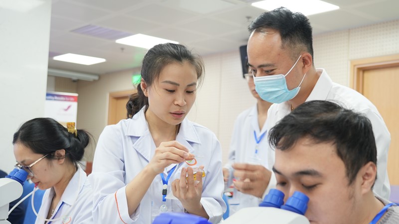 Phương pháp thủy tinh hóa mới, tối ưu hiệu quả trữ noãn trong điều trị hiếm muộn