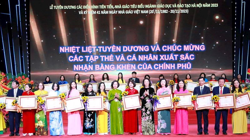 Hà Nội tăng cường sự lãnh đạo của Đảng đối với công tác khuyến học, khuyến tài, xây dựng xã hội học tập