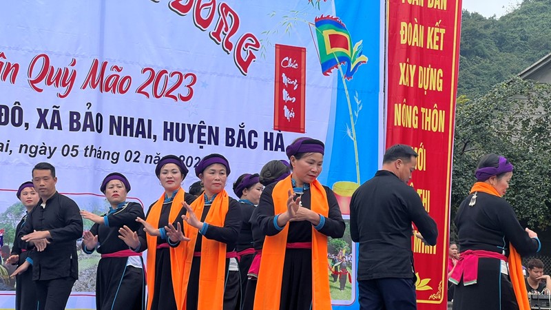 Đưa văn hóa dân tộc thành “đặc sản” văn hóa du lịch của người Tày Na Hối