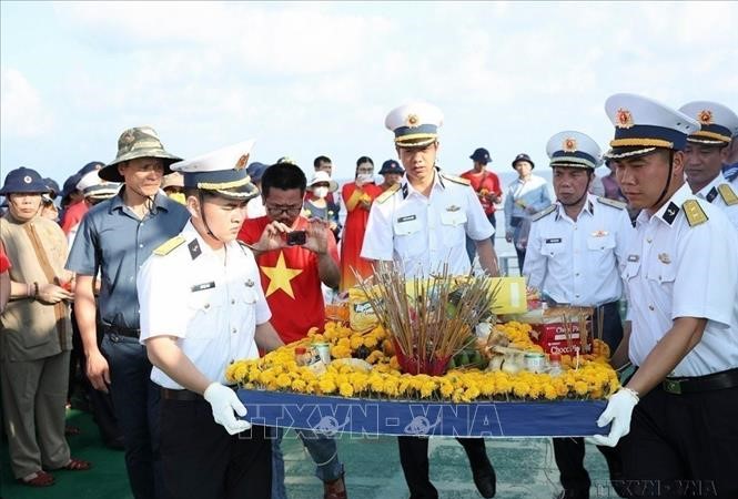 36 năm Cuộc chiến đấu bảo vệ chủ quyền Tổ quốc ở Gạc Ma: Lịch sử không bao giờ quên