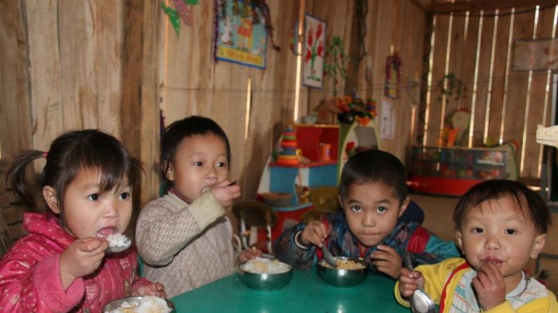 Nâng cao chất lượng bữa ăn cho trẻ để cải thiện tình trạng suy dinh dưỡng