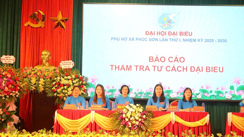 Phụ nữ Phúc Sơn chung sức xây dựng quê hương văn minh, hiện đại 