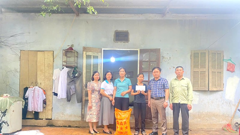 Tấm lòng thiện nguyện lan tỏa giá trị nhân văn của Chủ nhiệm CLB Dân ca xã Tiến Thắng